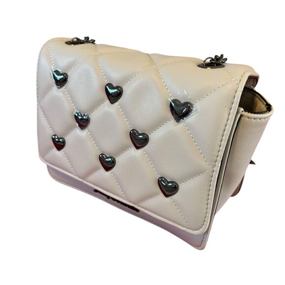 Juicy Couture OffβWhite Quilted Crossbody w/Gun Metal Hearts & Shoulder Strap. - Picture 3 of 8